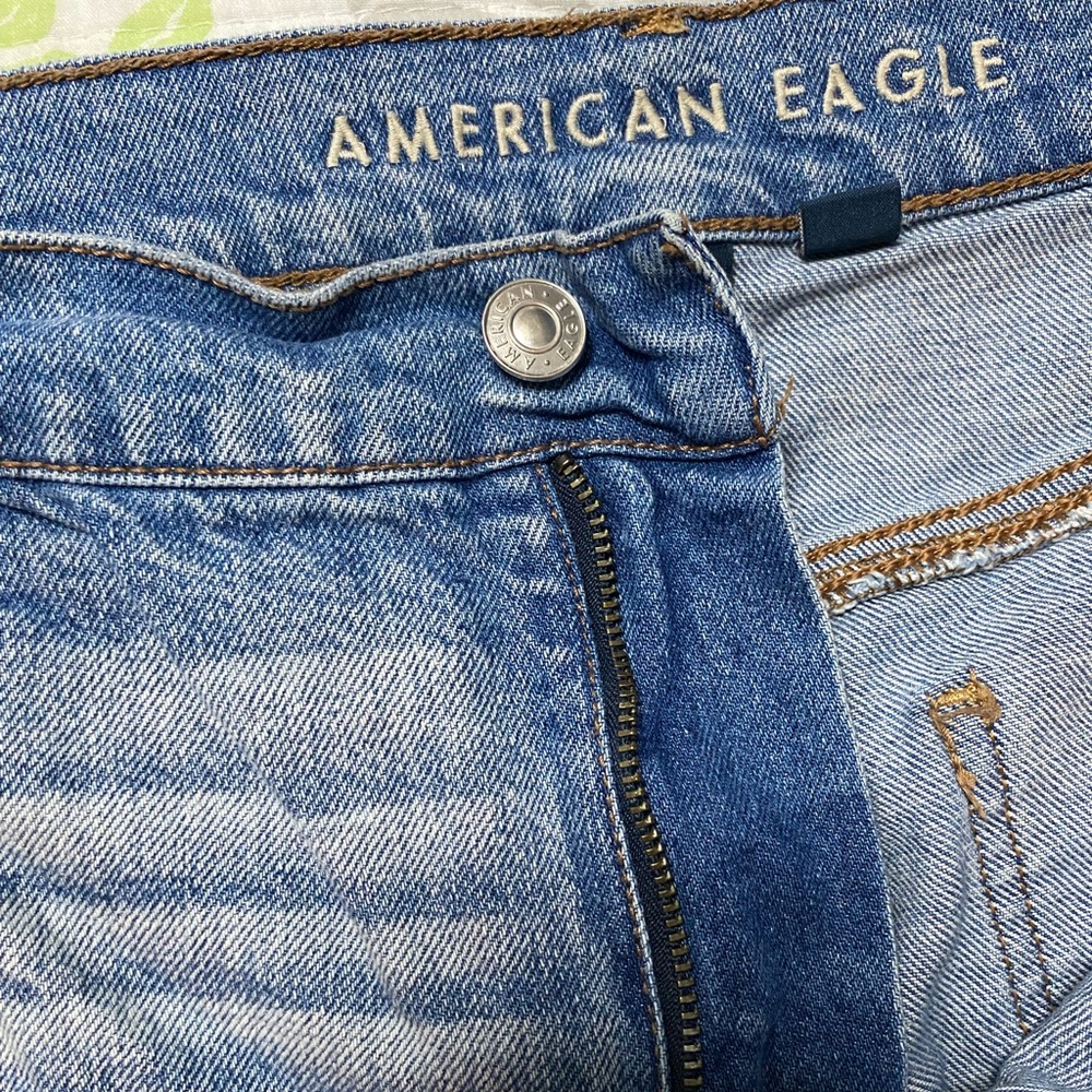 American Eagle Outfitters Blue Two-Tone high rise jean shorts